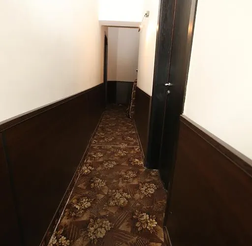 فندق ومطعم ذا هاوس