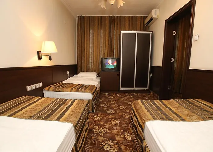 ومطعم ذا هاوس