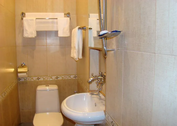 فندق ومطعم ذا هاوس 2*