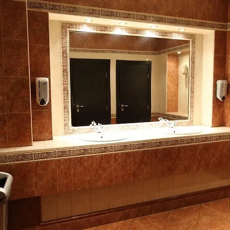 & Restaurant The House Hotel 2*