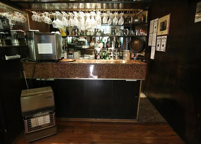 & Restaurant The House Hotel